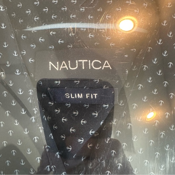 NWT. In box. Nautica Slim Fit Navy Sailboat Print Dress Shirt M 15–15.5 32/33 - Picture 2 of 5